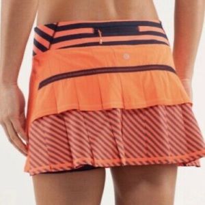Lululemon Pace Setter Skirt Light Flare Inkwell orange navy size 6